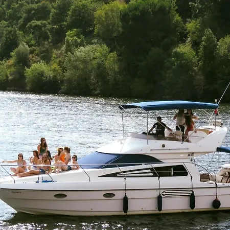Aquadouro Yacht Radames - Sleep Boat Experience قلعة بايفا