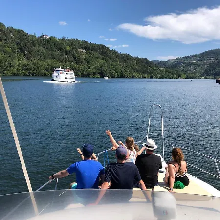 Aquadouro Yacht Radames - Sleep Boat Experience 보트호텔