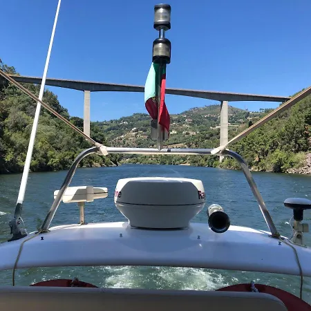 Aquadouro Yacht Radames - Sleep Boat Experience 보트호텔 카스텔루 지 파이바