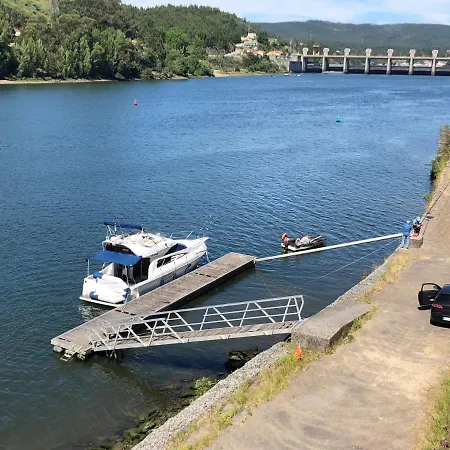 Aquadouro Yacht Radames - Sleep Boat Experience بوتيل قلعة بايفا