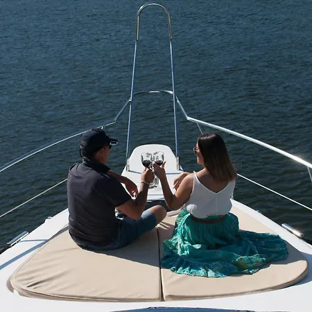 Aquadouro Yacht Radames - Sleep Boat Experience