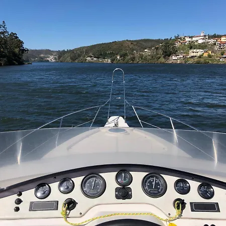 Aquadouro Yacht Radames - Sleep Boat Experience * 카스텔루 지 파이바