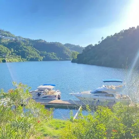 Aquadouro Yacht Radames - Sleep Boat Experience بوتيل قلعة بايفا