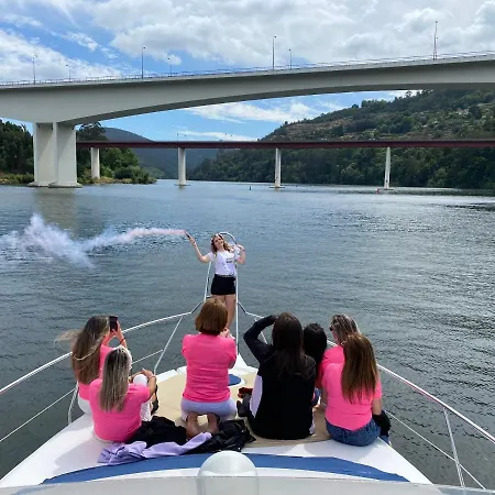 Aquadouro Yacht Radames - Sleep Boat Experience بوتيل قلعة بايفا