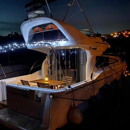 Aquadouro Yacht Radames - Sleep Boat Experience